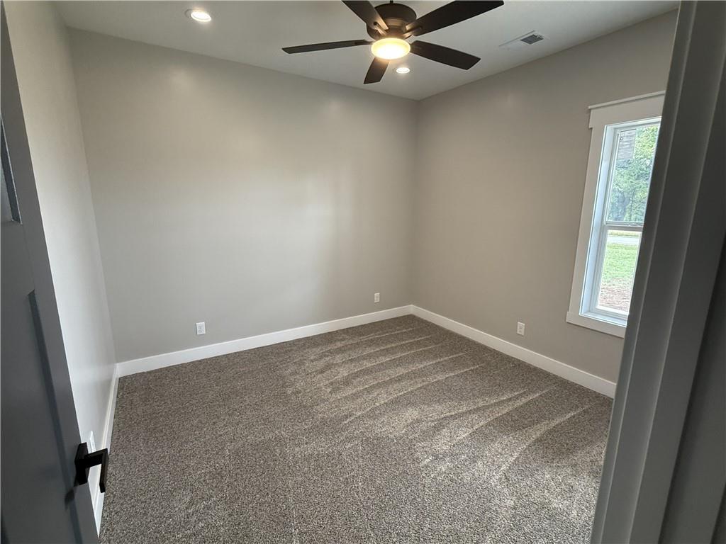 121 Elm Drive Property Photo 28