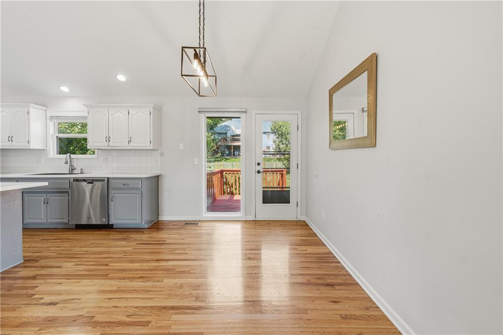 13460 Timber Park Drive Property Photo 8