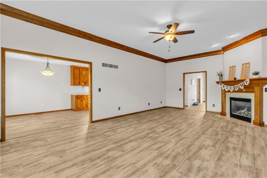 9613 N Locust Drive Property Photo 10