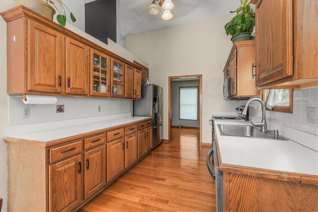 2338 Ne Overbrook Drive Property Photo 15