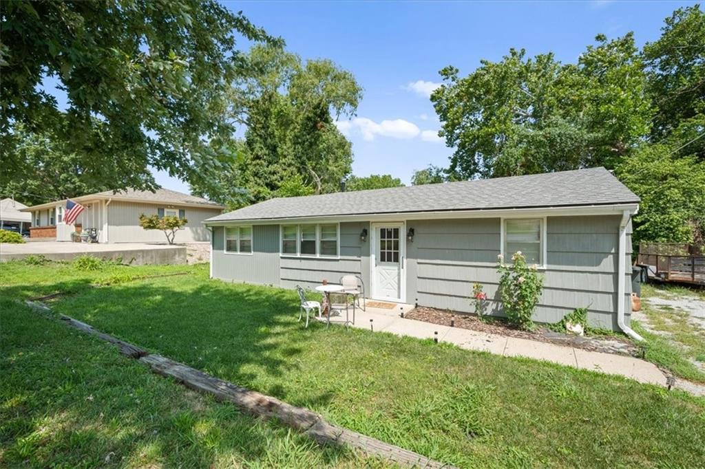 6509 River Road Property Photo 2