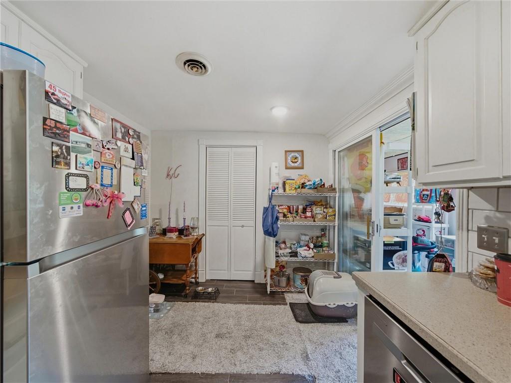 6509 River Road Property Photo 12