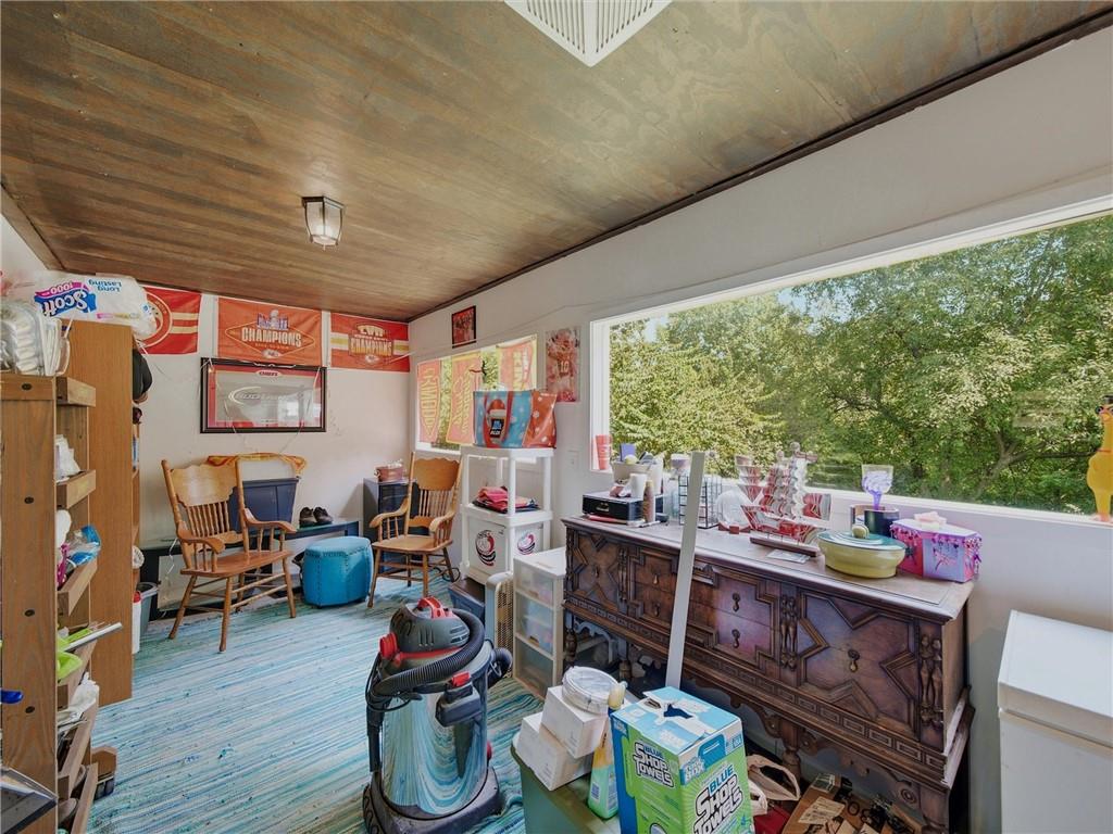 6509 River Road Property Photo 13