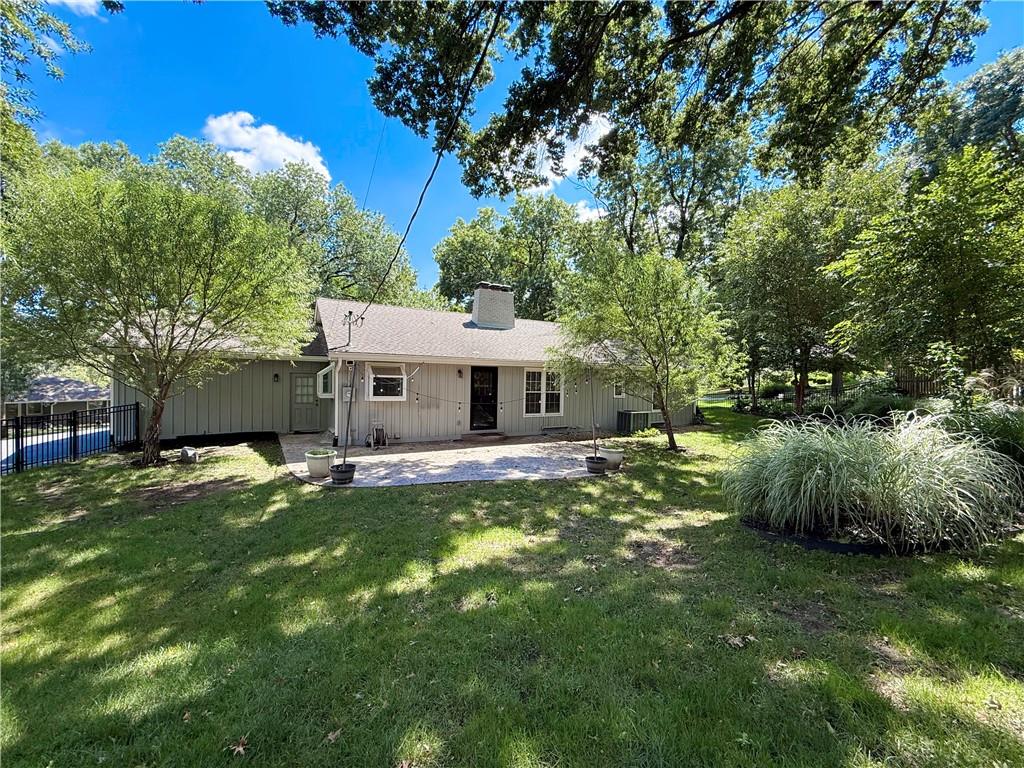 9704 Manor Road Property Photo 25