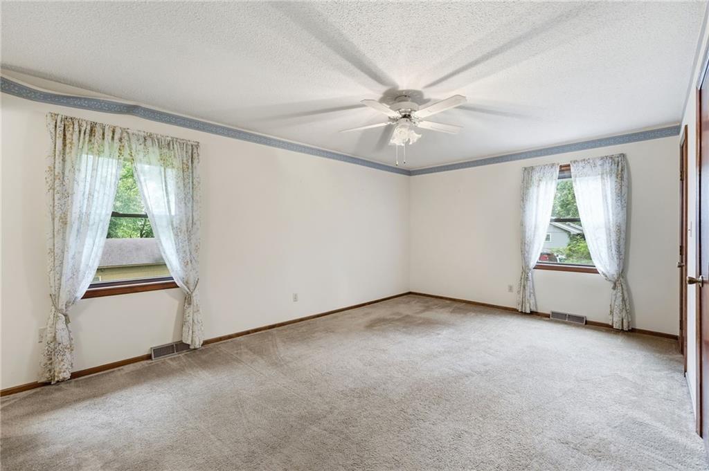 20104 Pickering Road Property Photo 23