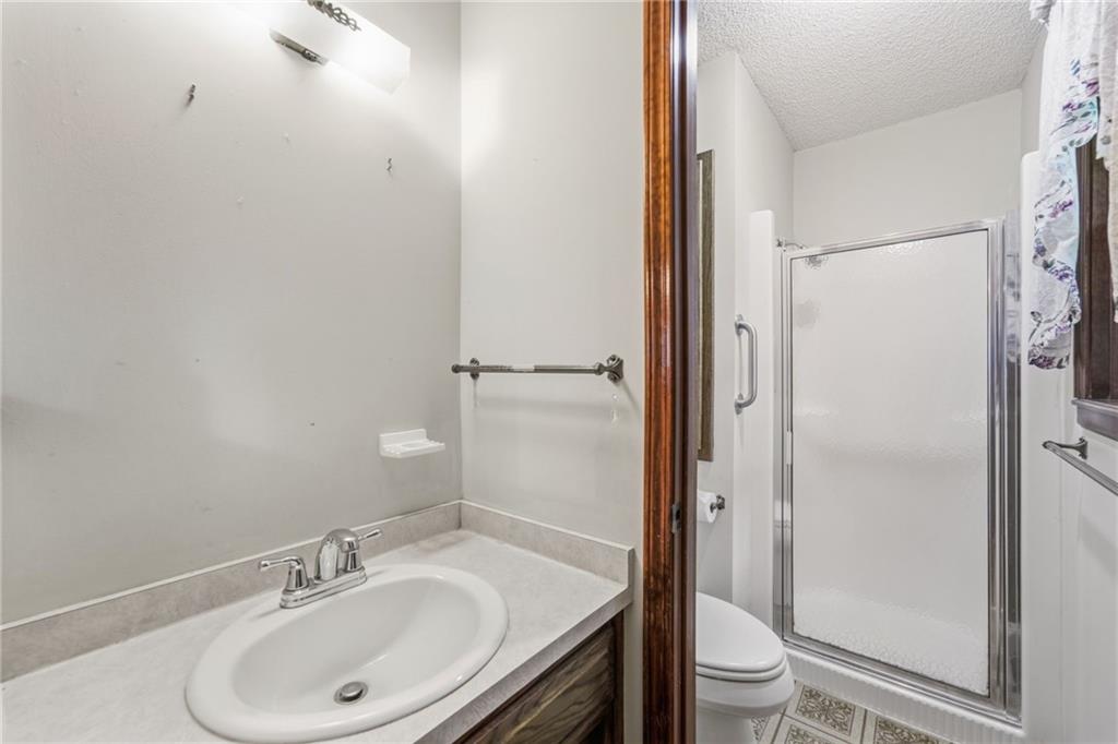 20104 Pickering Road Property Photo 25
