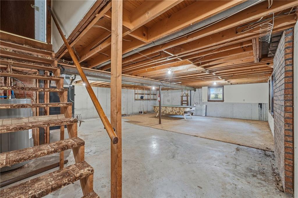 20104 Pickering Road Property Photo 29