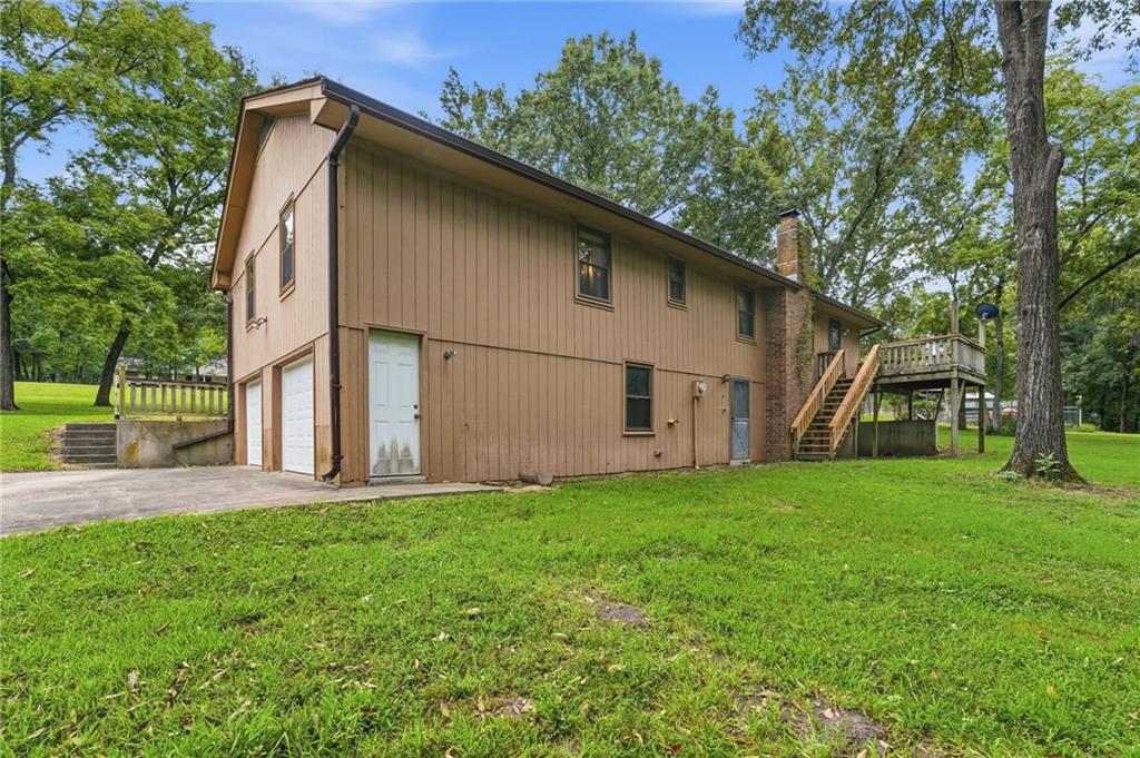 20104 Pickering Road Property Photo 34