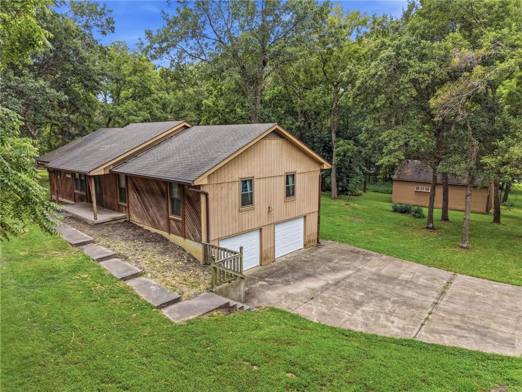 20104 Pickering Road Property Photo 46
