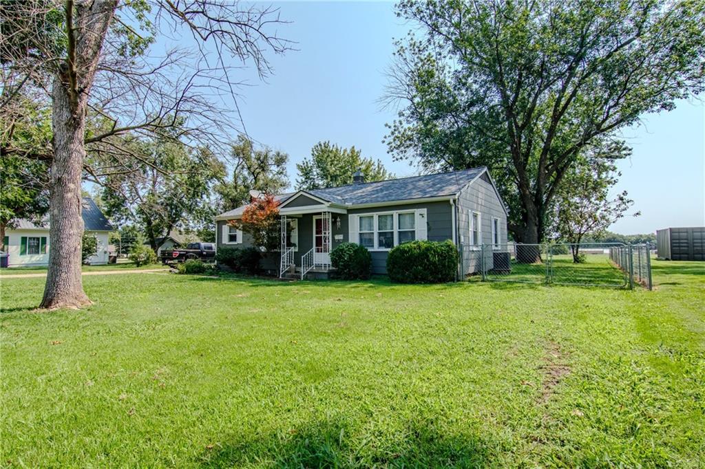 409 S High Street Property Photo 22