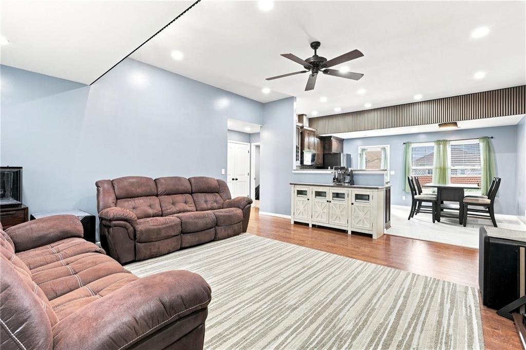 389 Se 971 Road Property Photo 4