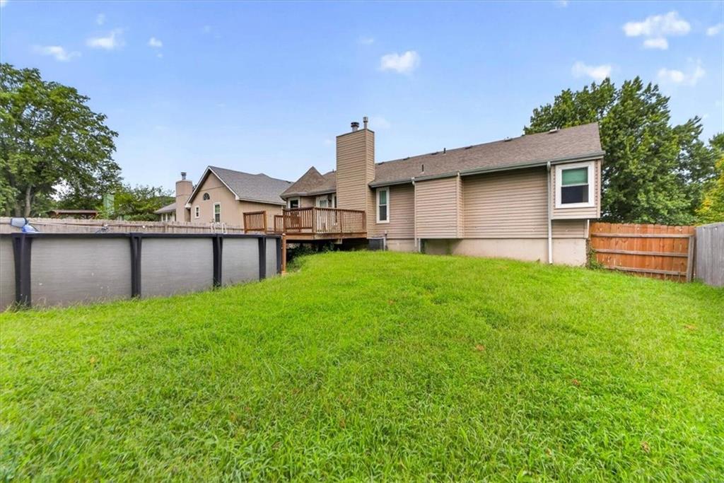 416 Ne Fox Trail Drive Property Photo 13
