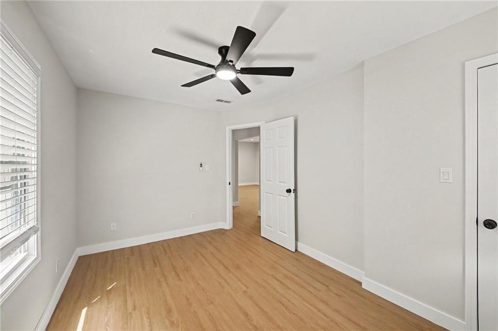11220 Applewood Drive Property Photo 6