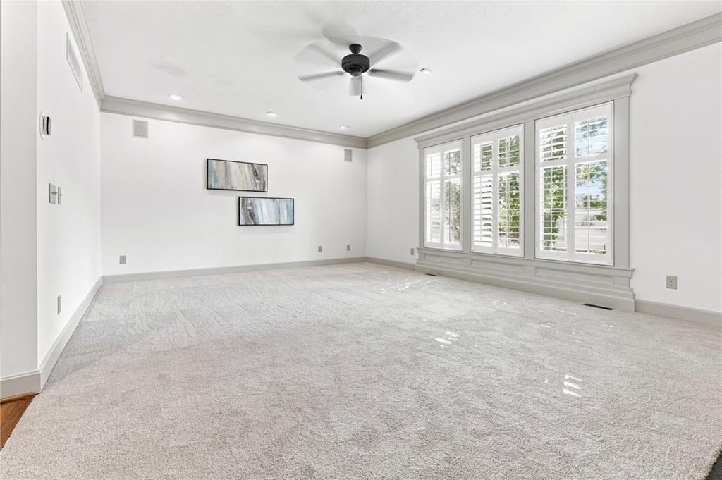 5427 W 164th Place Property Photo 10
