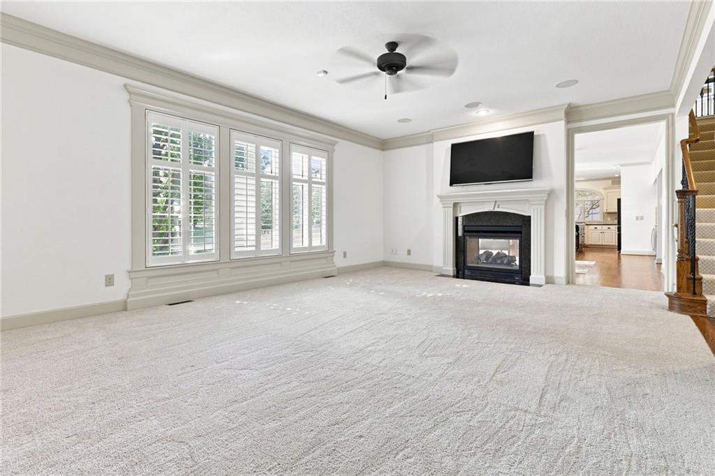5427 W 164th Place Property Photo 11