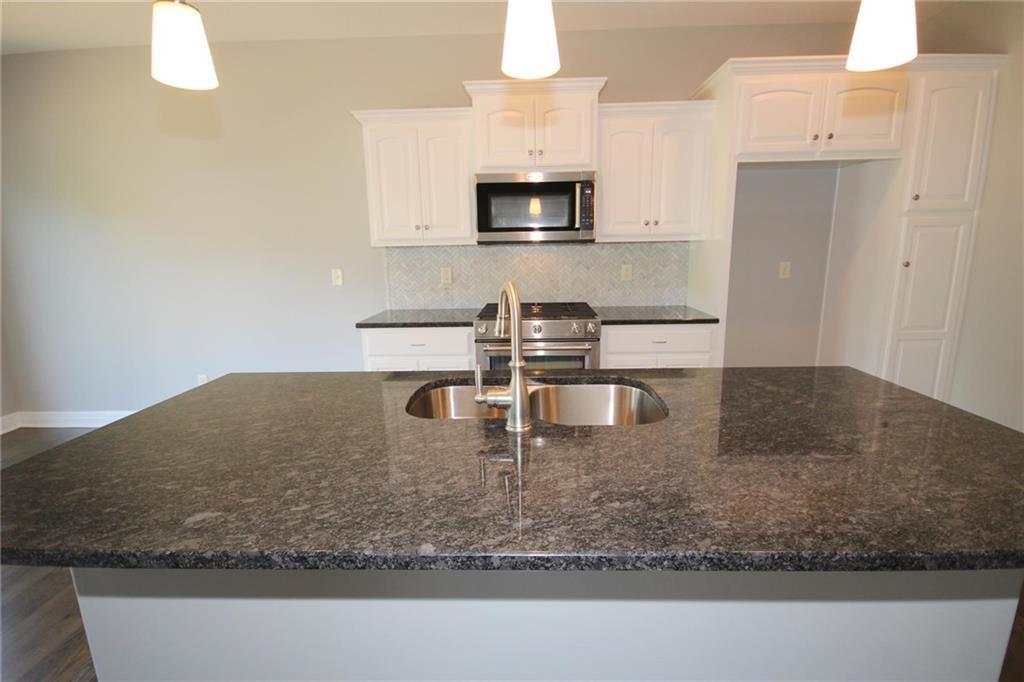 3323 Nw 93rd Street Property Photo 6