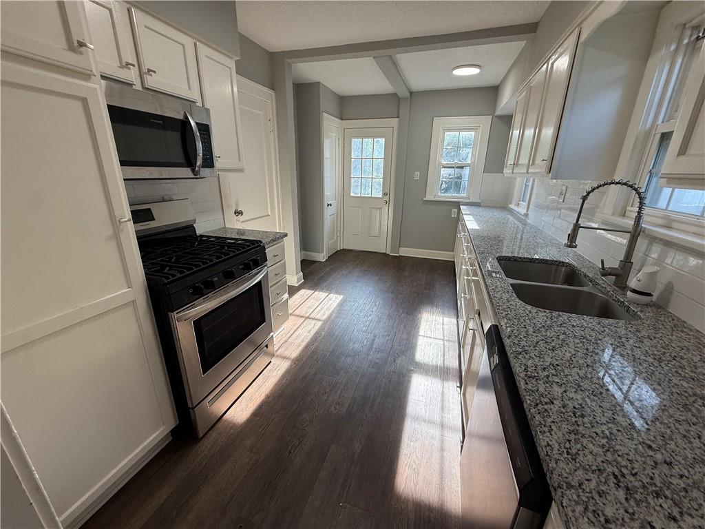 6445 S Benton Avenue Property Photo 13