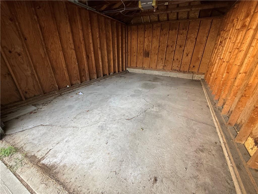 6445 S Benton Avenue Property Photo 17