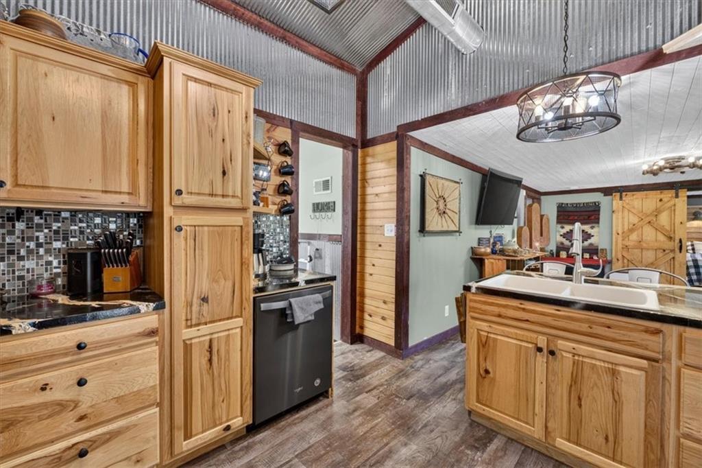 13810 Byars Road Property Photo 13