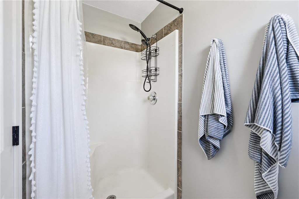 1910 Chestnut Drive Property Photo 25