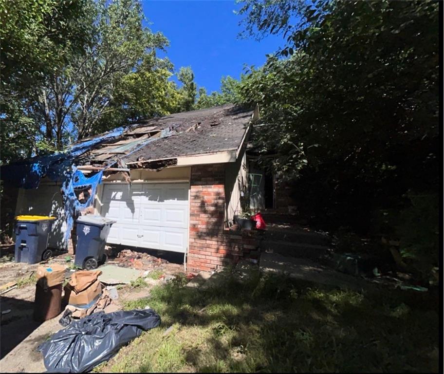 8108 N Stoddard Circle Property Photo 1