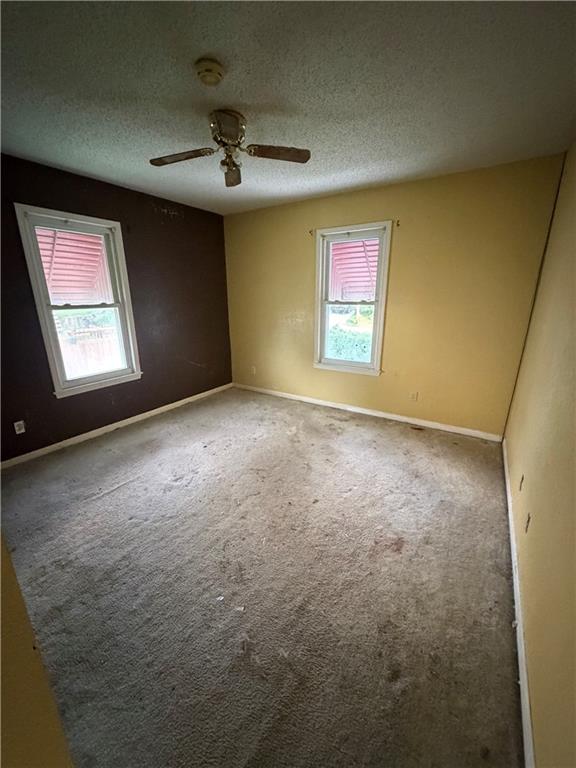 2806 Duncan Street Property Photo 8