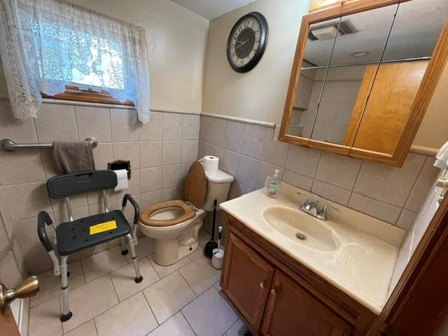 404 E Hector Avenue Property Photo 7