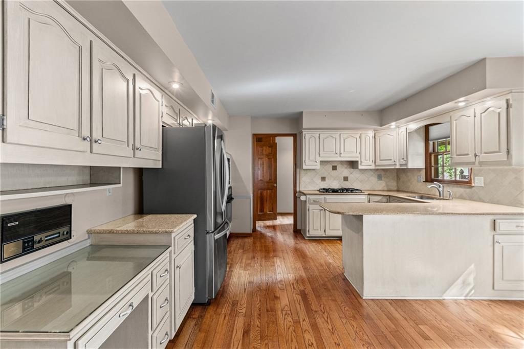 4965 Somerset Drive Property Photo 11