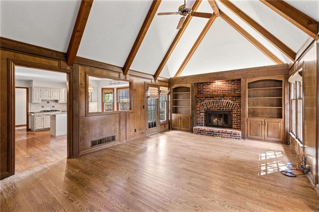 4965 Somerset Drive Property Photo 18
