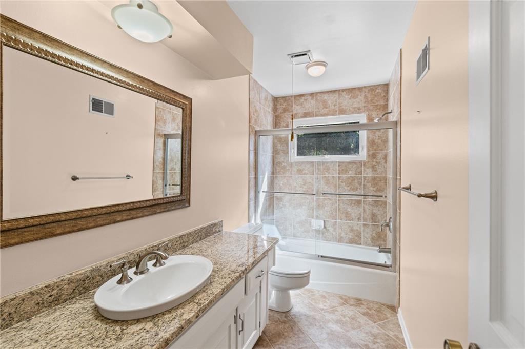 4965 Somerset Drive Property Photo 35