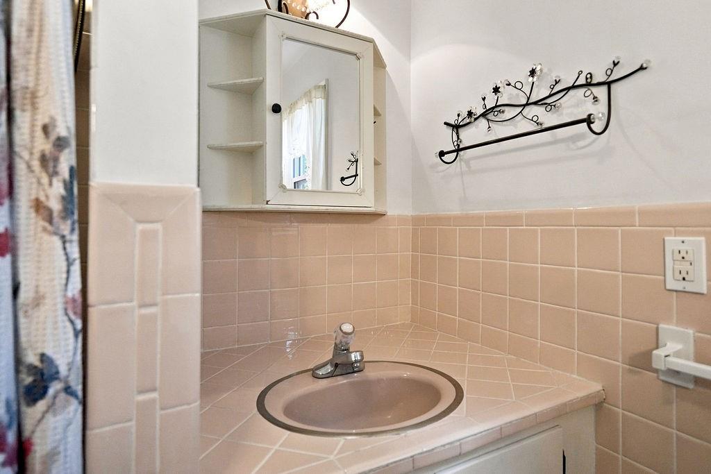 2407 Osborne Terrace Property Photo 31