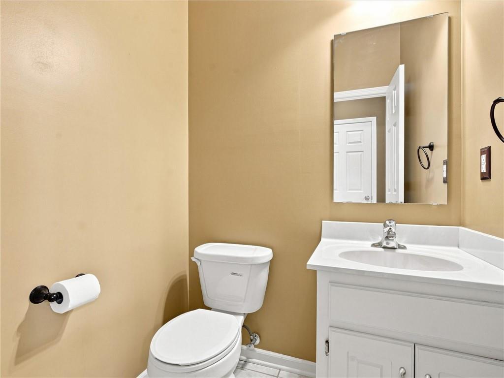 7338 N Booth Avenue Property Photo 10