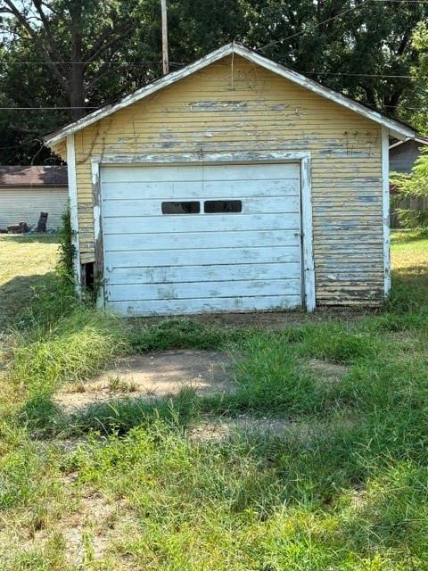 2008 Grand Avenue Property Photo 10