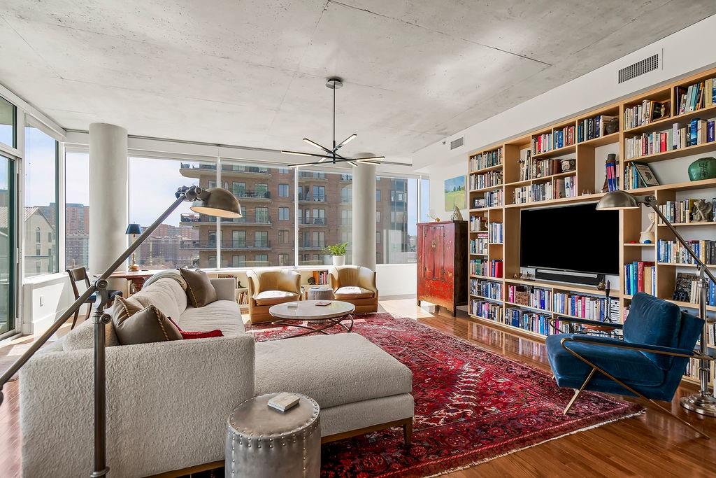 4646 Broadway Boulevard Property Photo 7