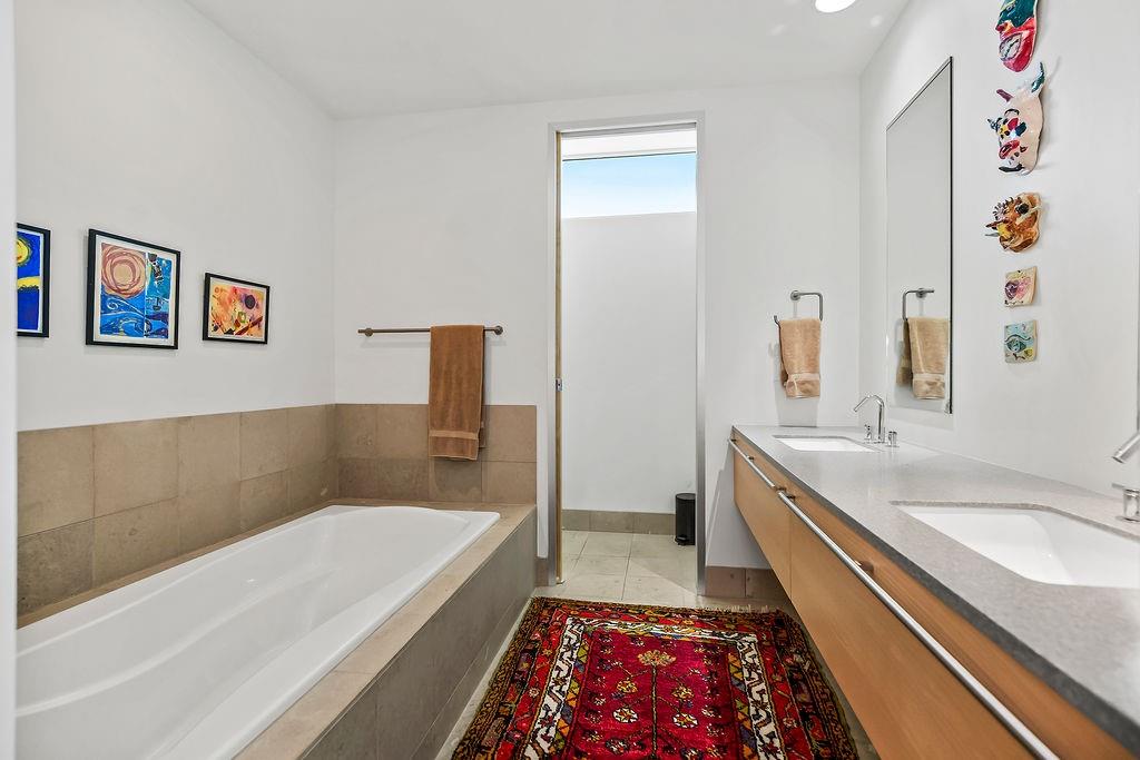 4646 Broadway Boulevard Property Photo 19