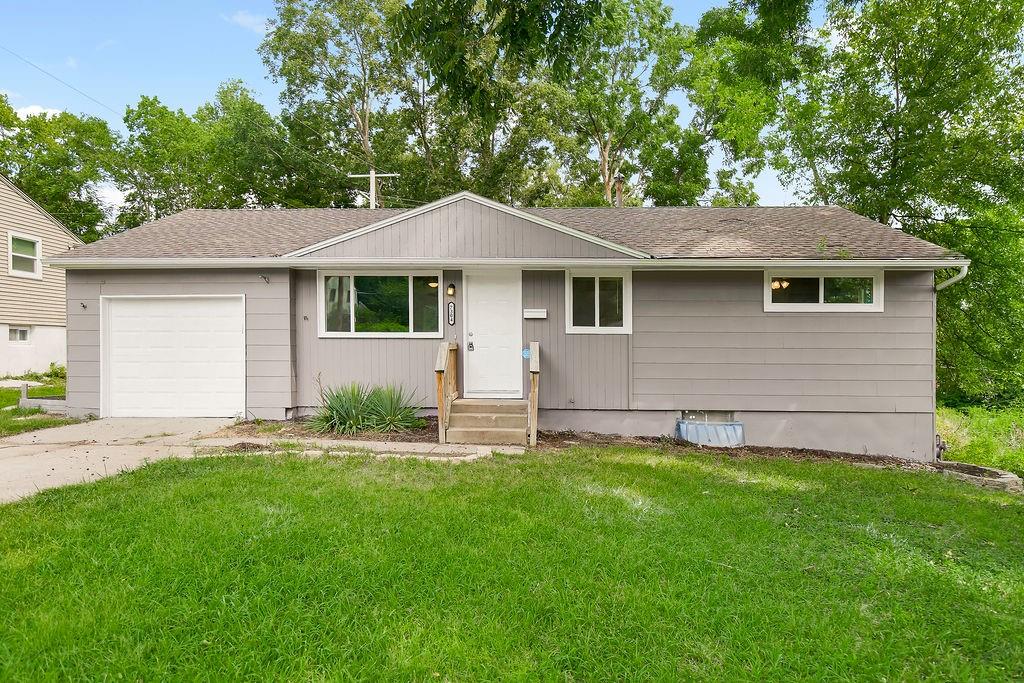 7304 E 85th Terrace