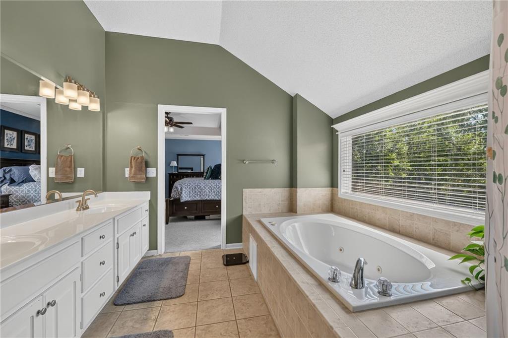 21011 W 54th Street Property Photo 19