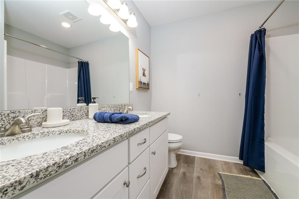501 Wright Street Property Photo 12