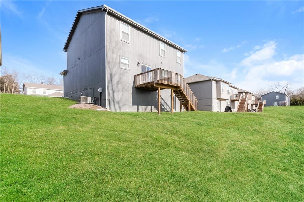 501 Wright Street Property Photo 14