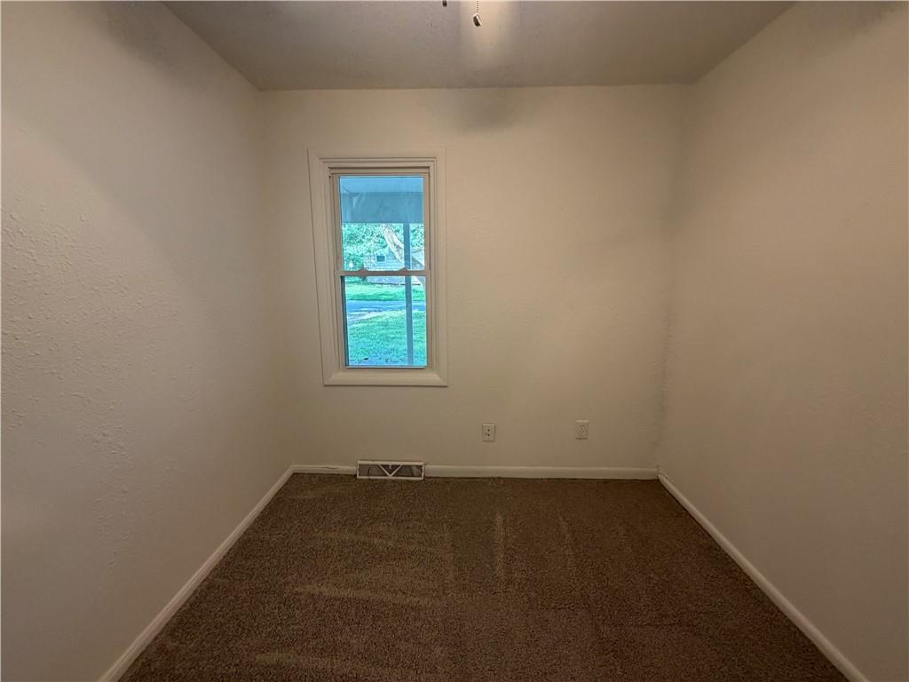 11121 Herrick Avenue Property Photo 15