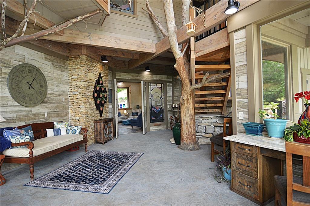 8424 S Russell Road Property Photo 39