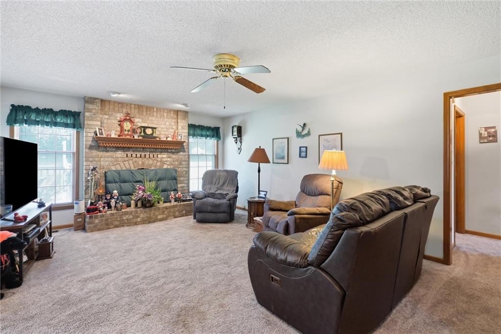 33405 E Oak Hill School Road Property Photo 5