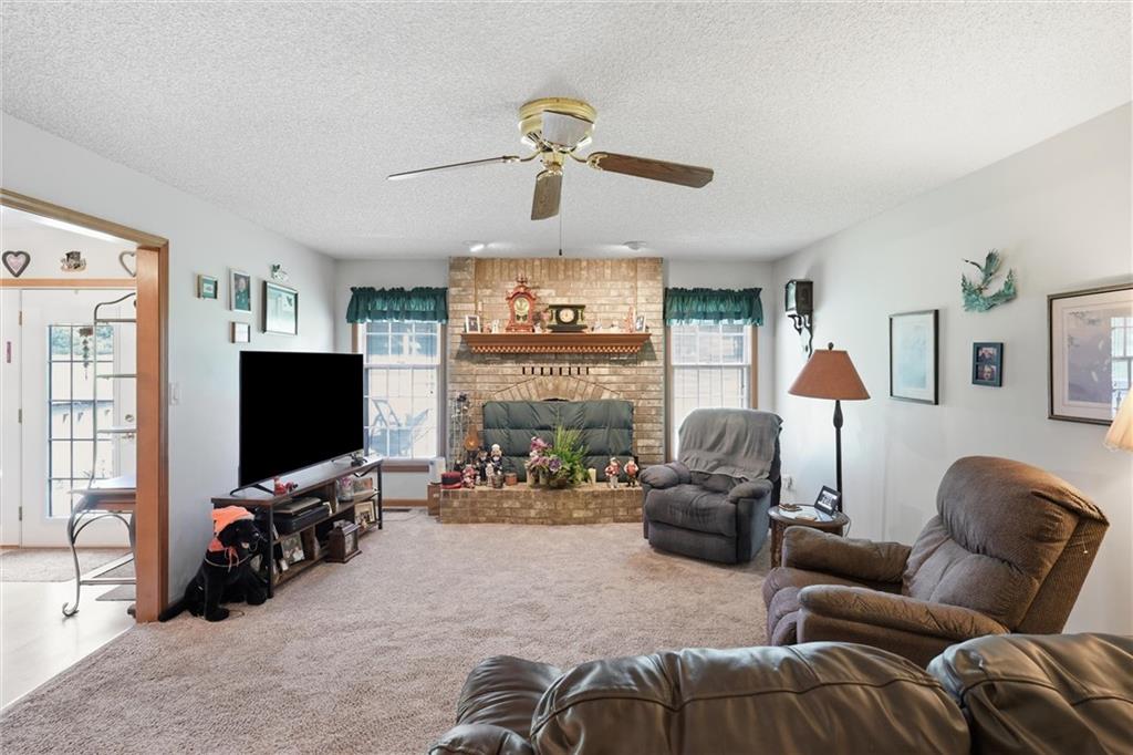 33405 E Oak Hill School Road Property Photo 7