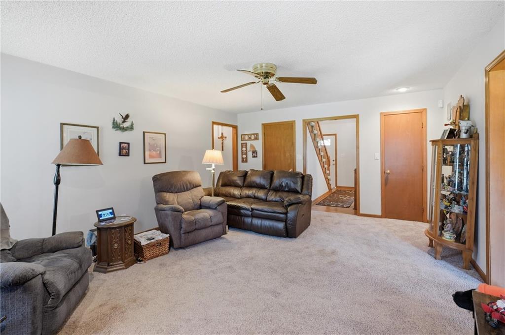 33405 E Oak Hill School Road Property Photo 9