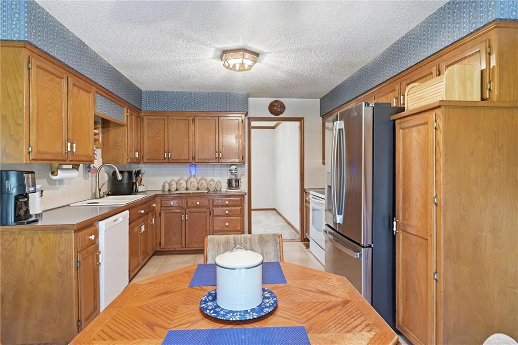33405 E Oak Hill School Road Property Photo 14