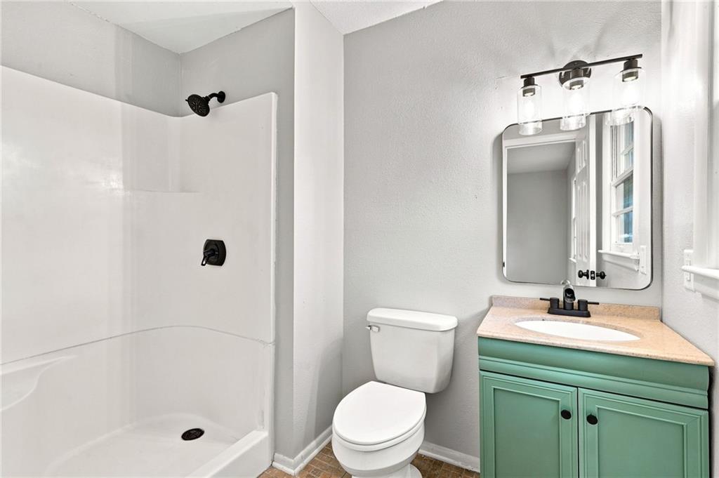 806 S Washington Avenue Property Photo 14
