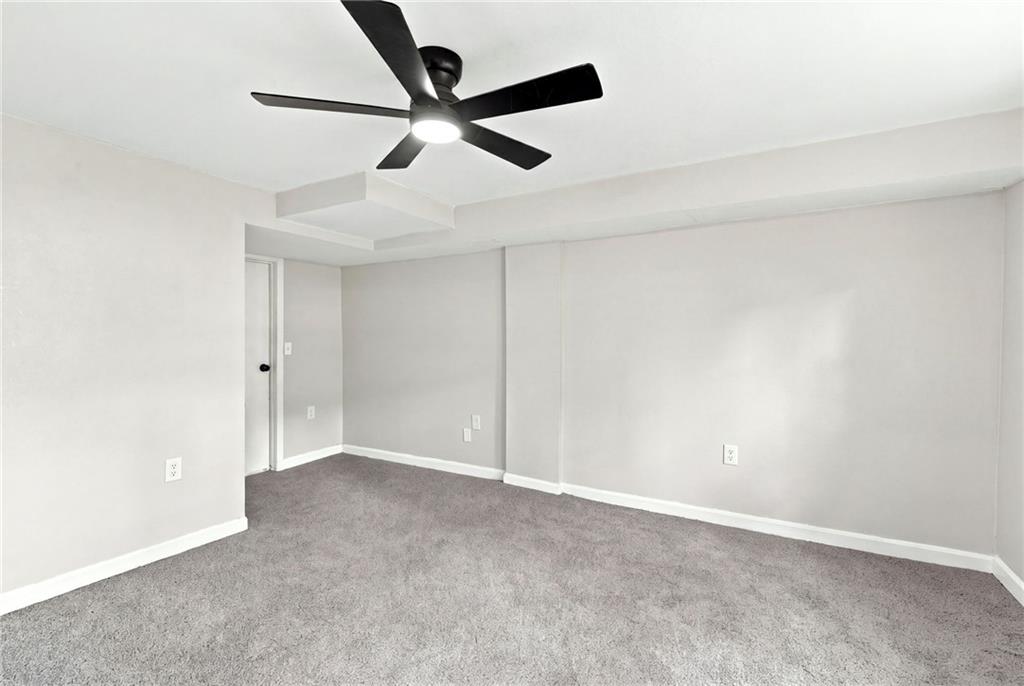 806 S Washington Avenue Property Photo 17