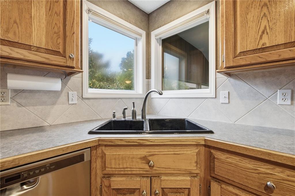 11945 S Monroe Street Property Photo 13