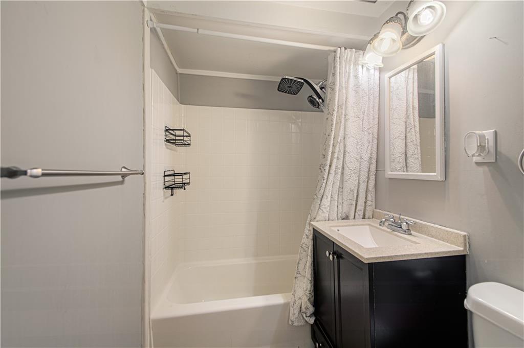6904 Nw Belvidere Parkway Property Photo 17