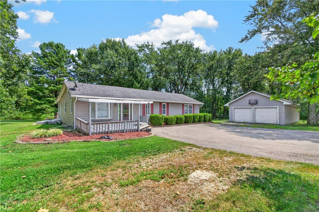21405 S Harper Road Property Photo 4